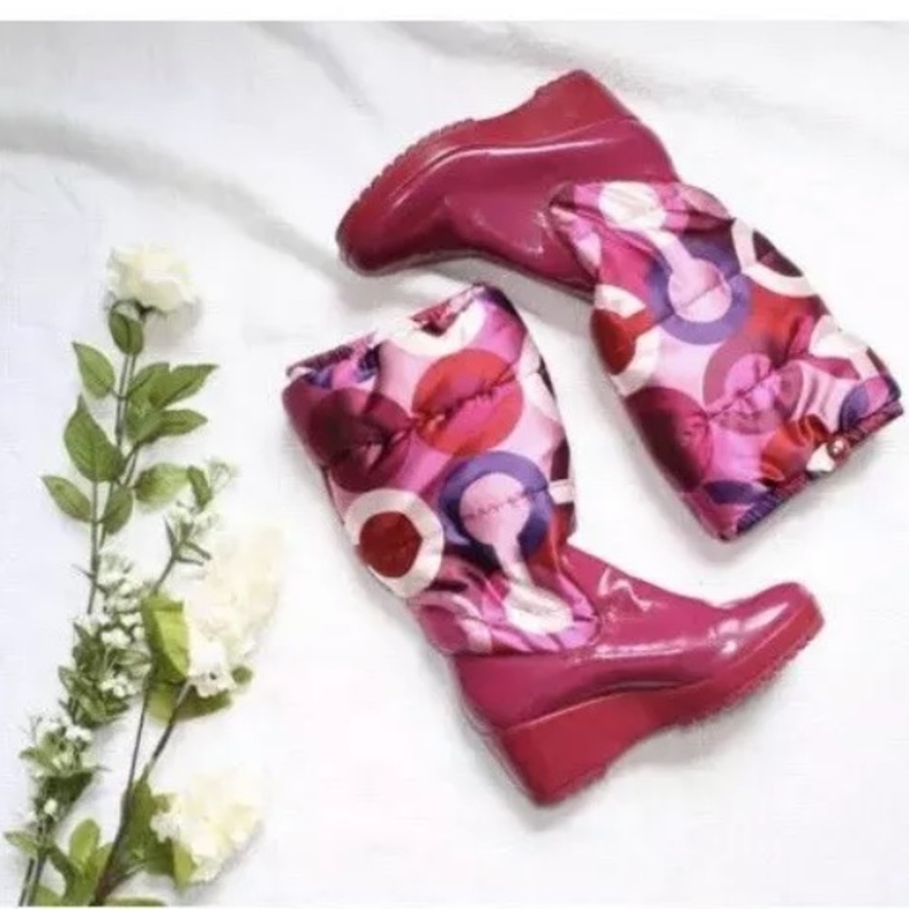 Coach Charm Signature Logo Quilted Pink Boots 8.5 - Picture 2 of 8